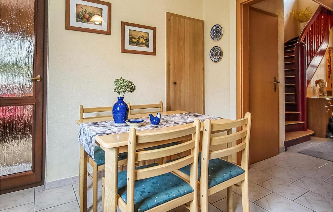 3 Bedroom Stunning Home In イェーナ エクステリア 写真
